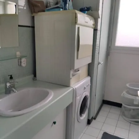 City Break - Chambre Geneva Privatunterkunft
